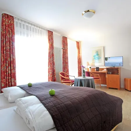 Schiff Am Hotel 3*