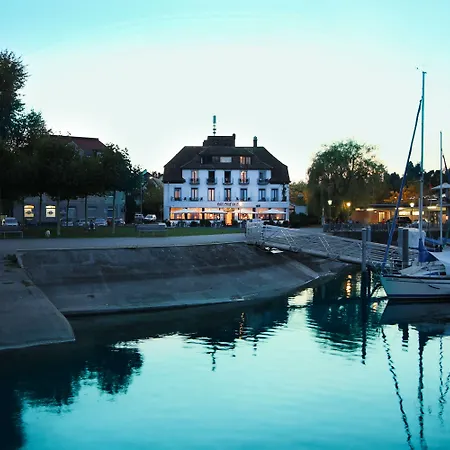 Schiff Am Hotel 3*