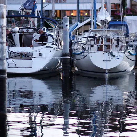 Hotel Schiff Am 3*