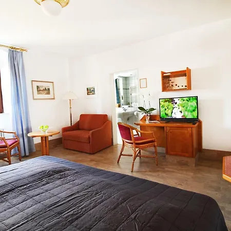 Hotel Schiff Am 3*