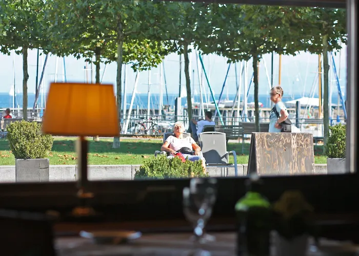 Schiff Am Hotel Konstanz